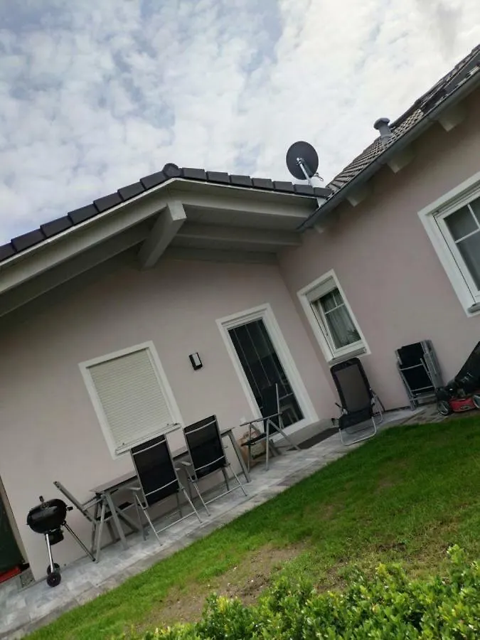 Haus Brueckelsee Wackersdorf 0*,